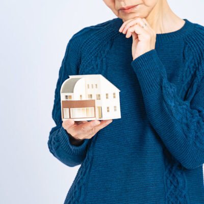 相続について悩む